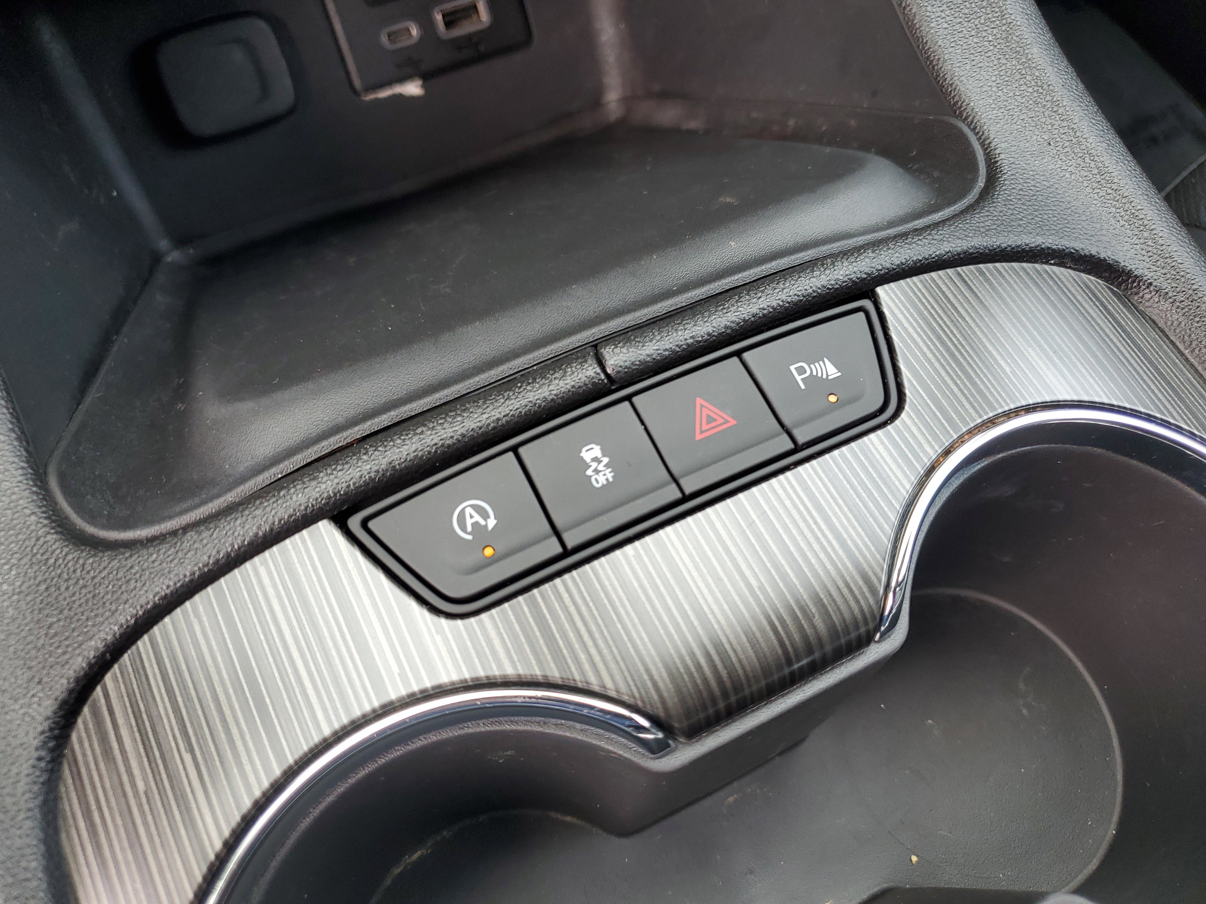 Used 2023 GMC Acadia SLT w/ Elevation Edition image 25