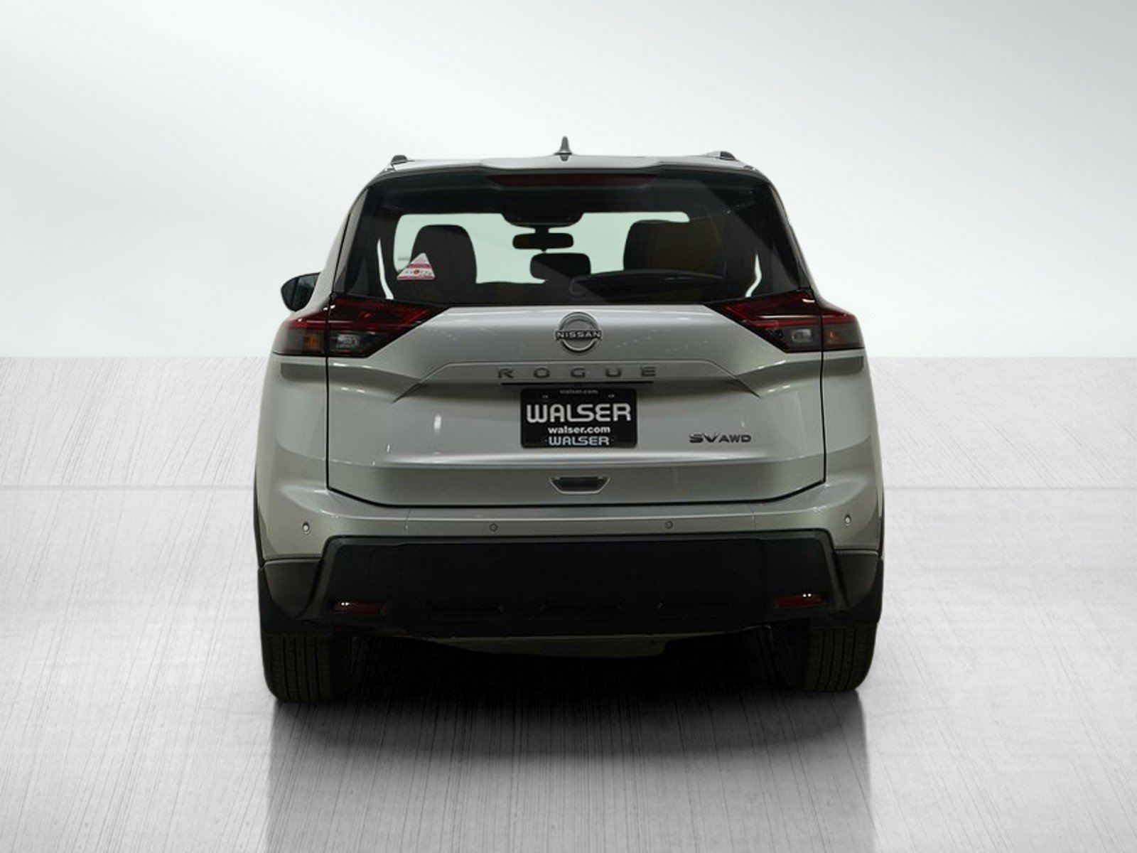 Used 2024 Nissan Rogue SV w/ SV Premium Package image 4