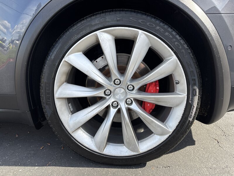 Used 2016 Tesla Model X P90D AWD/4WD image 17