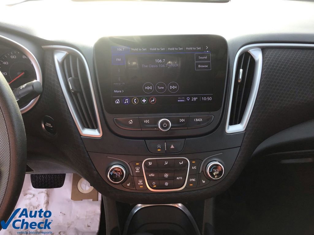 Used 2024 Chevrolet Malibu LT image 35