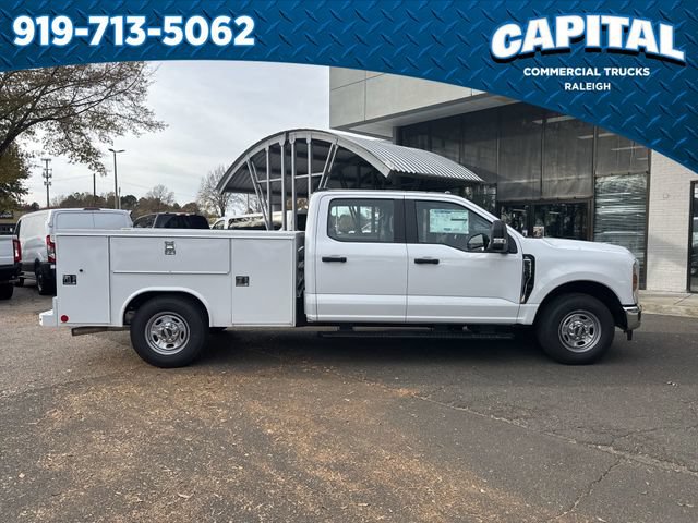 New 2026 Ford F250 XL w/ XL Chrome Package RWD image 11
