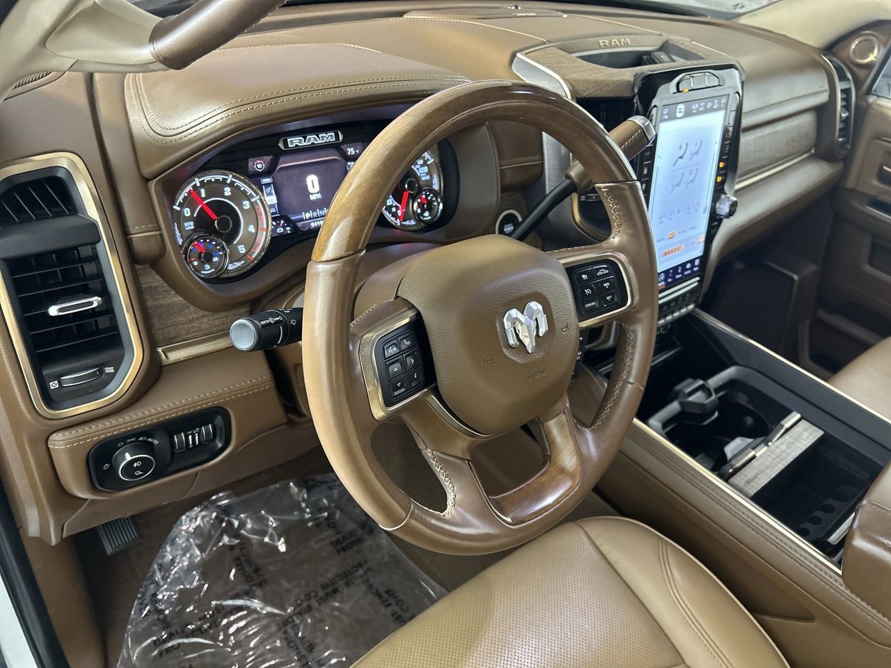 Used 2022 RAM 2500 Limited image 12