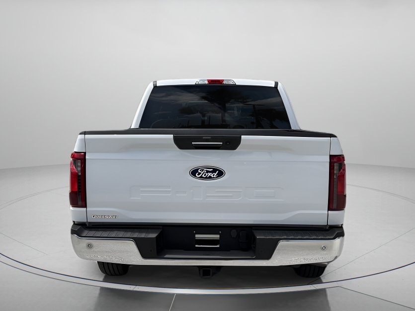 Used 2024 Ford F150 XLT RWD image 4