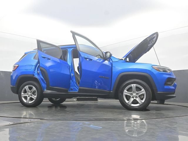 Used 2024 Jeep Compass Latitude AWD/4WD image 59