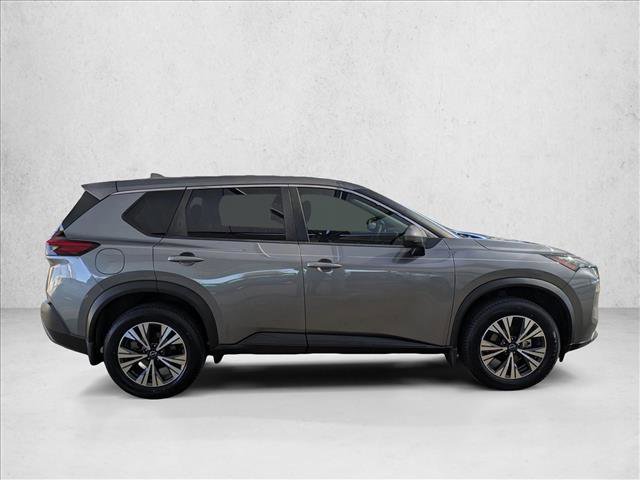 Used 2023 Nissan Rogue SV image 4