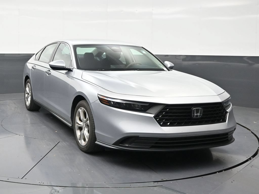 Used 2024 Honda Accord LX image 7