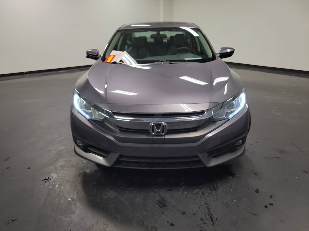 Used 2017 Honda Civic EX-T image 2