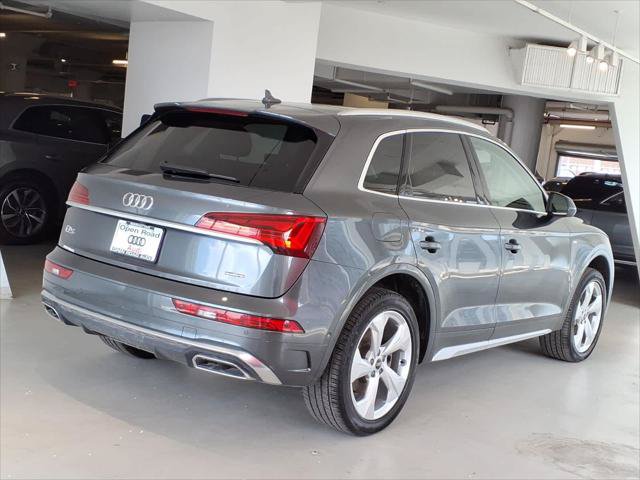 Certified 2023 Audi Q5 2.0T Prestige AWD/4WD image 4