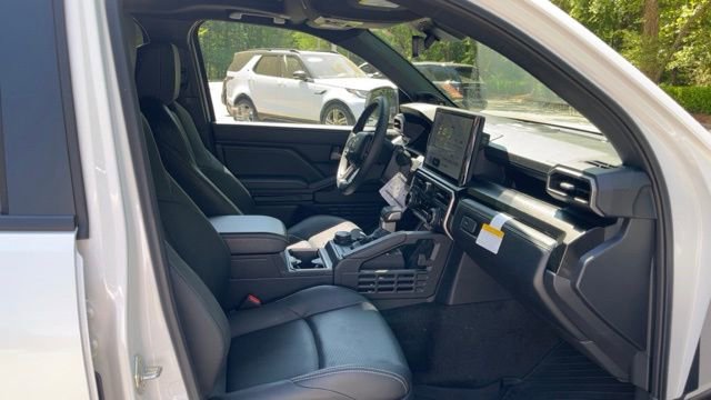 Used 2025 Toyota 4Runner Limited image 11