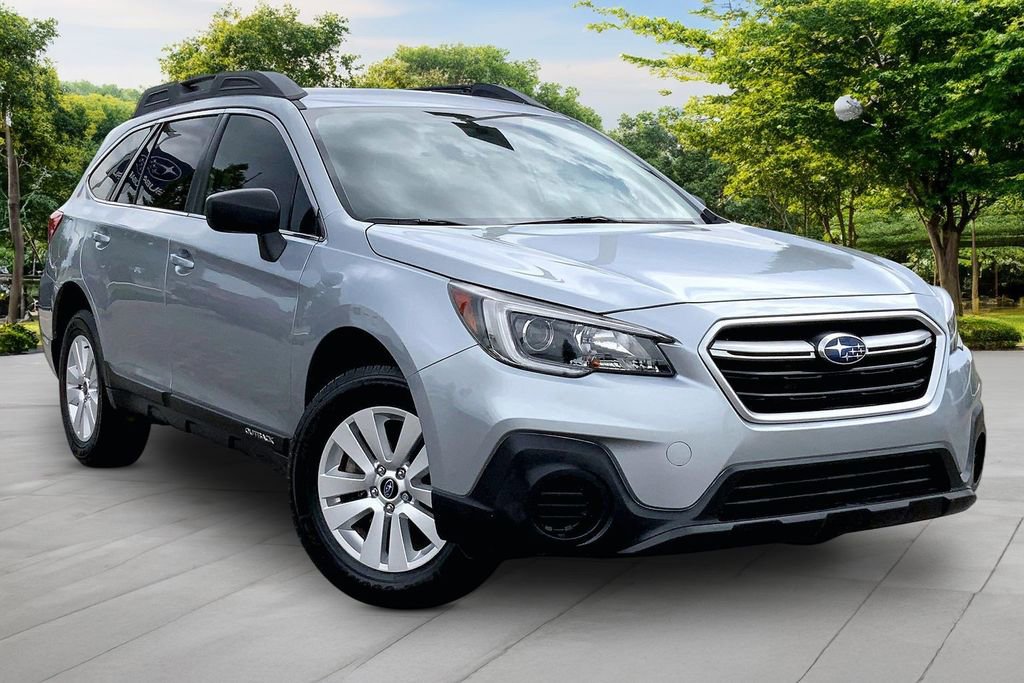 Used 2018 Subaru Outback 2.5i AWD/4WD image 3