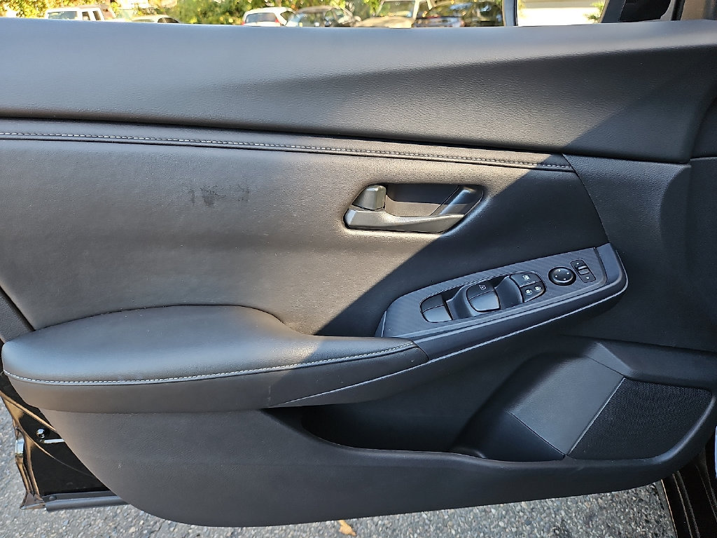 Used 2024 Nissan Sentra S FWD image 13