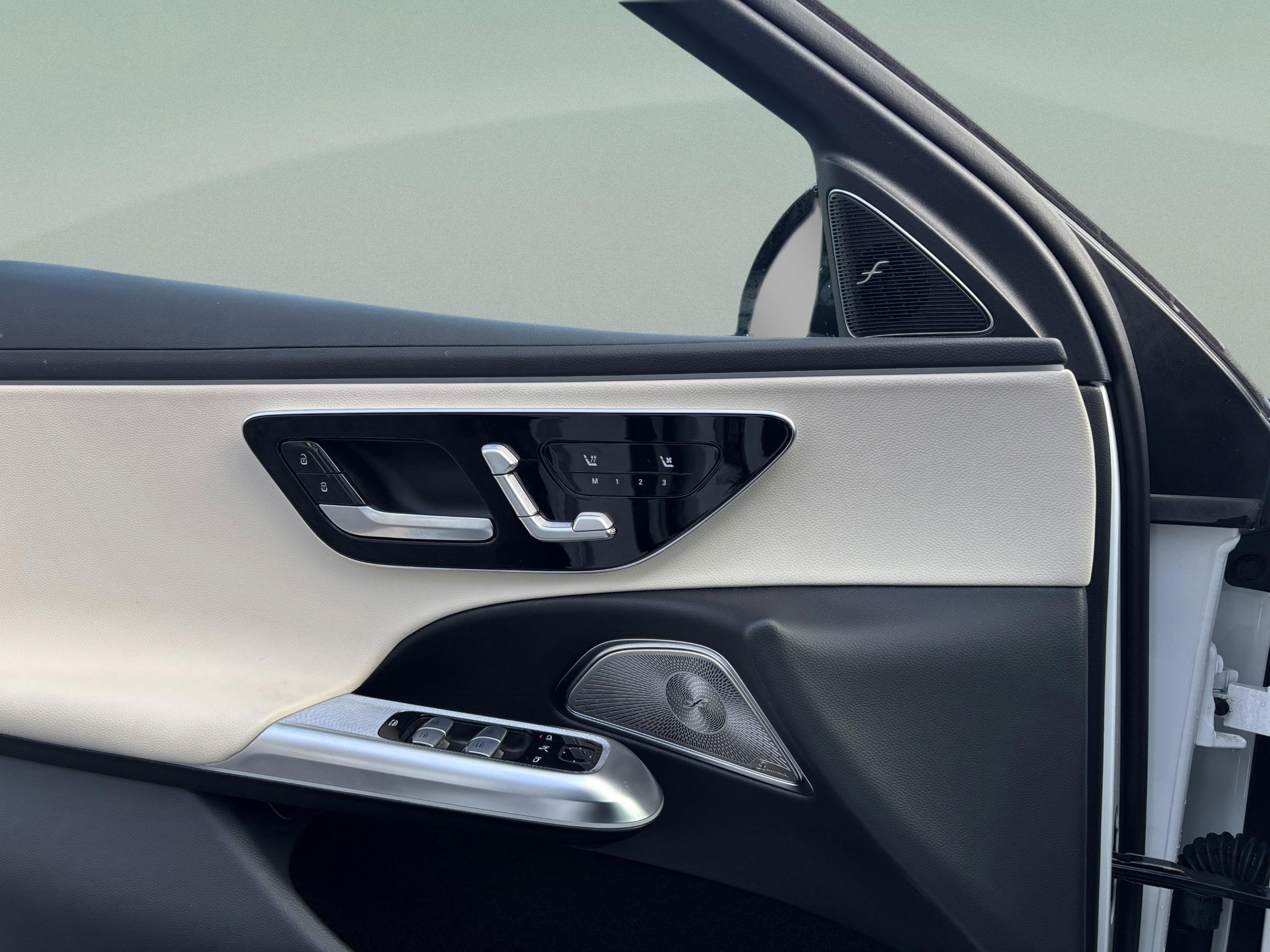 Used 2024 Mercedes-Benz E 450 4MATIC Sedan image 16