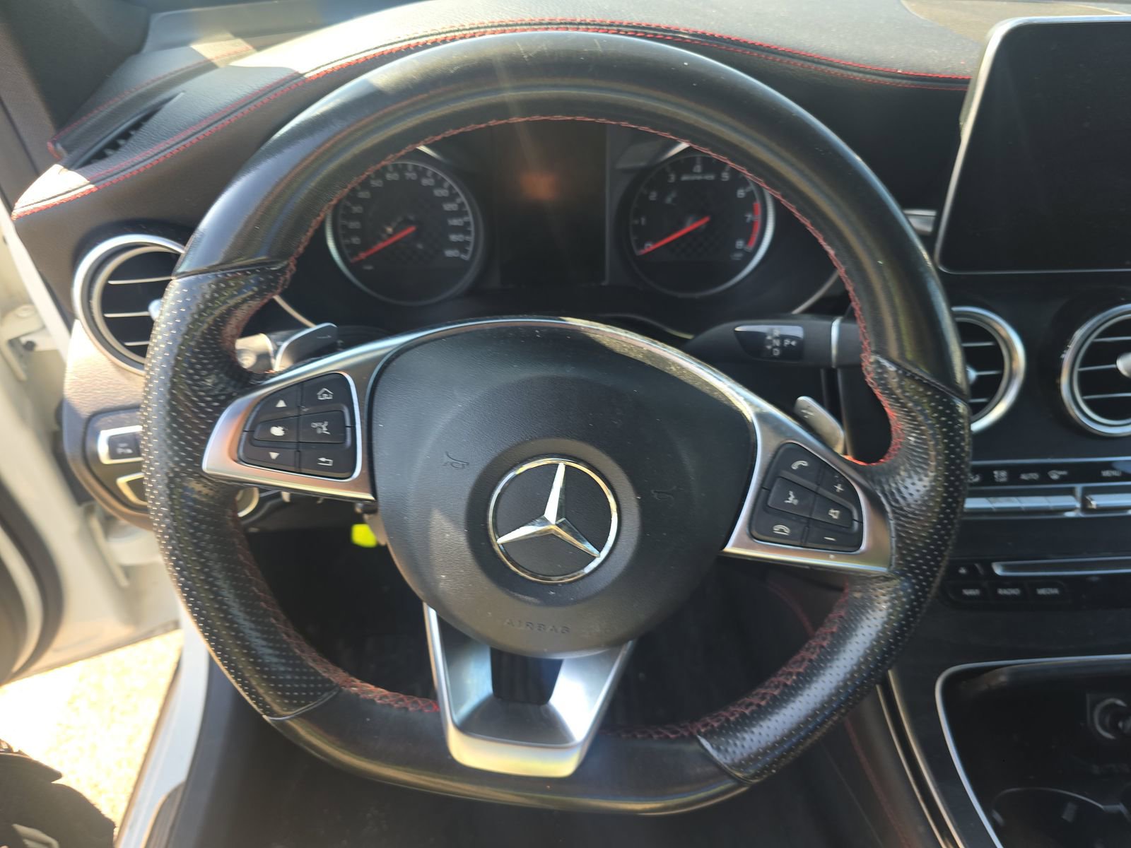 Used 2018 Mercedes-Benz GLC 43 AMG 4MATIC image 17