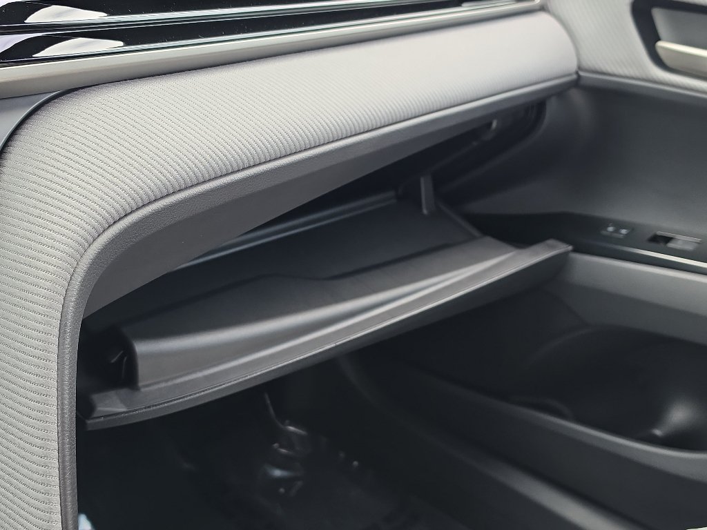New 2026 Toyota Camry SE FWD image 29