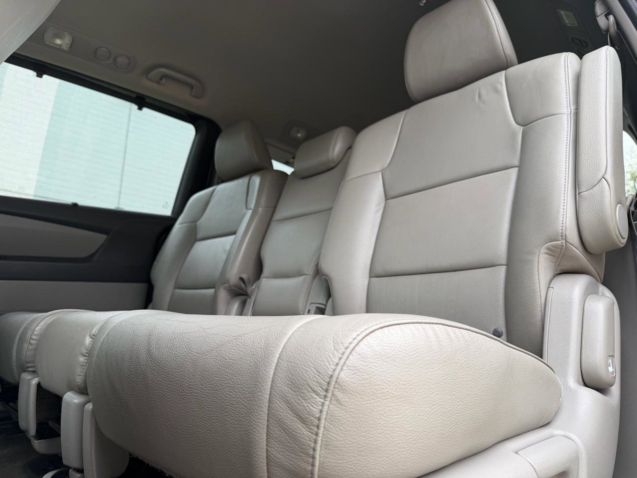 Used 2014 Honda Odyssey Touring image 10