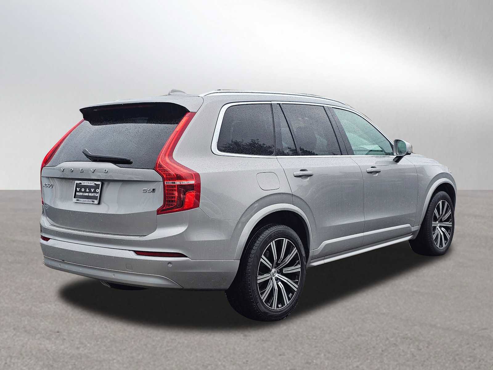 Used 2023 Volvo XC90 B6 Core w/ Protection Package Premier image 3