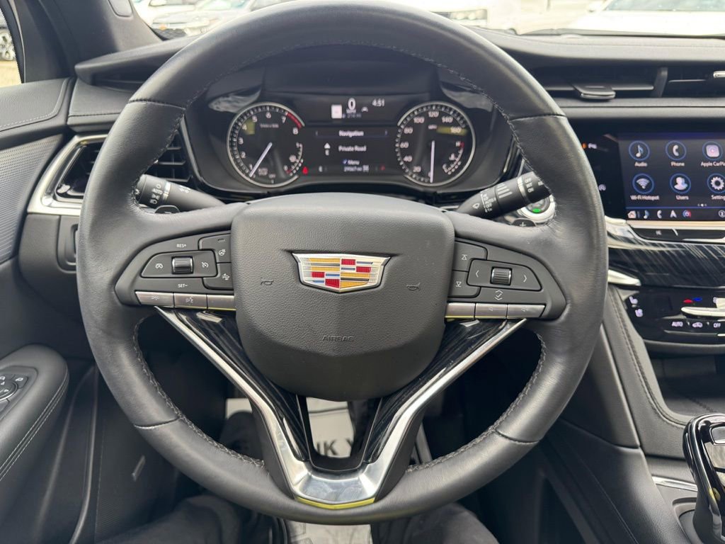 Used 2024 Cadillac XT6 Premium Luxury image 24