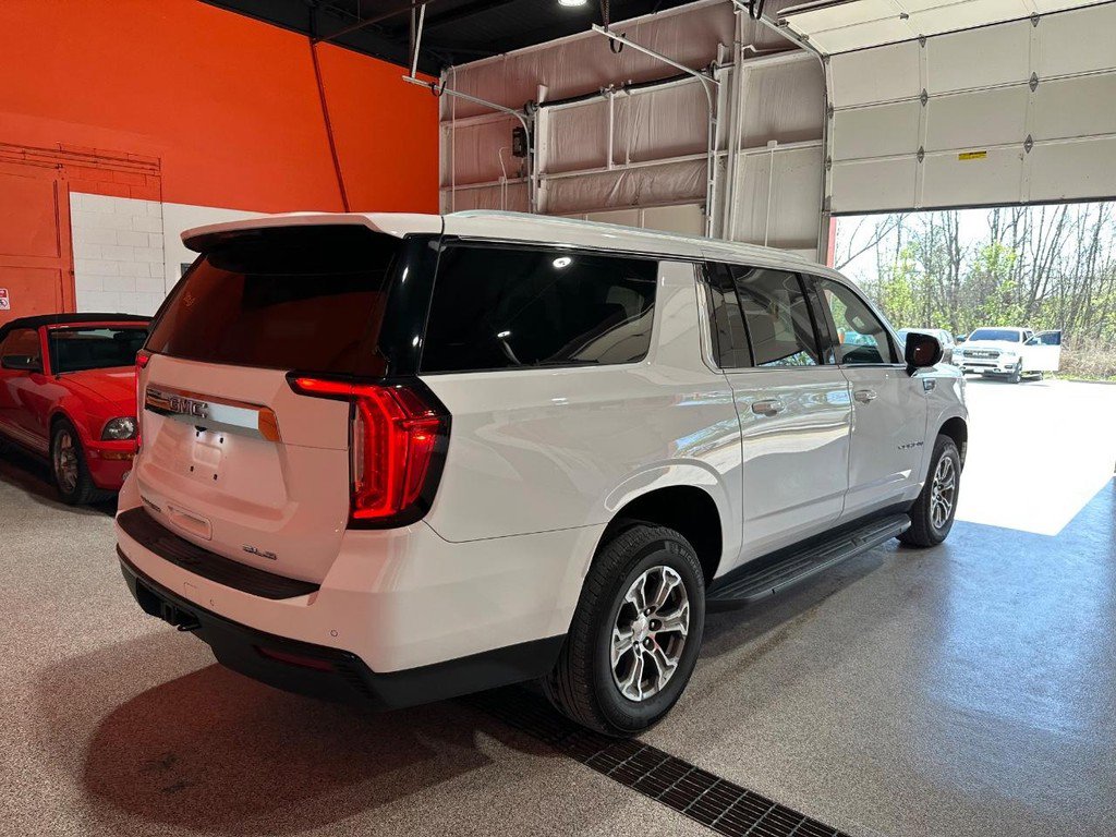Used 2022 GMC Yukon XL SLE w/ Max Trailering Package image 3