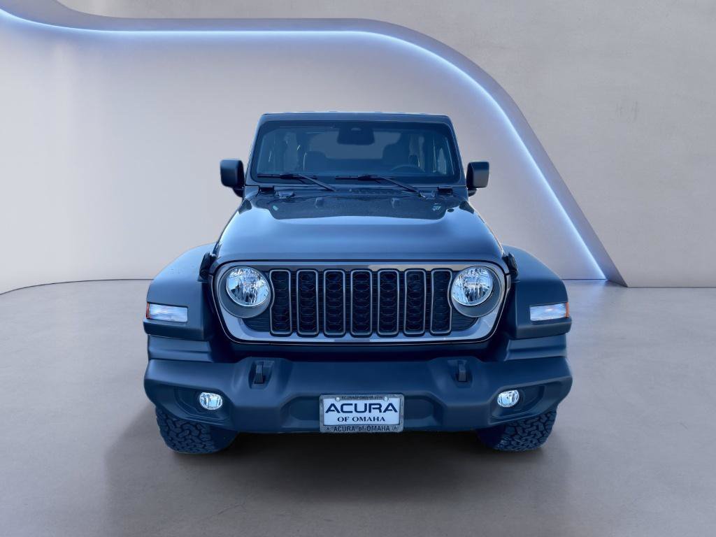 Used 2025 Jeep Wrangler Sport AWD/4WD image 5