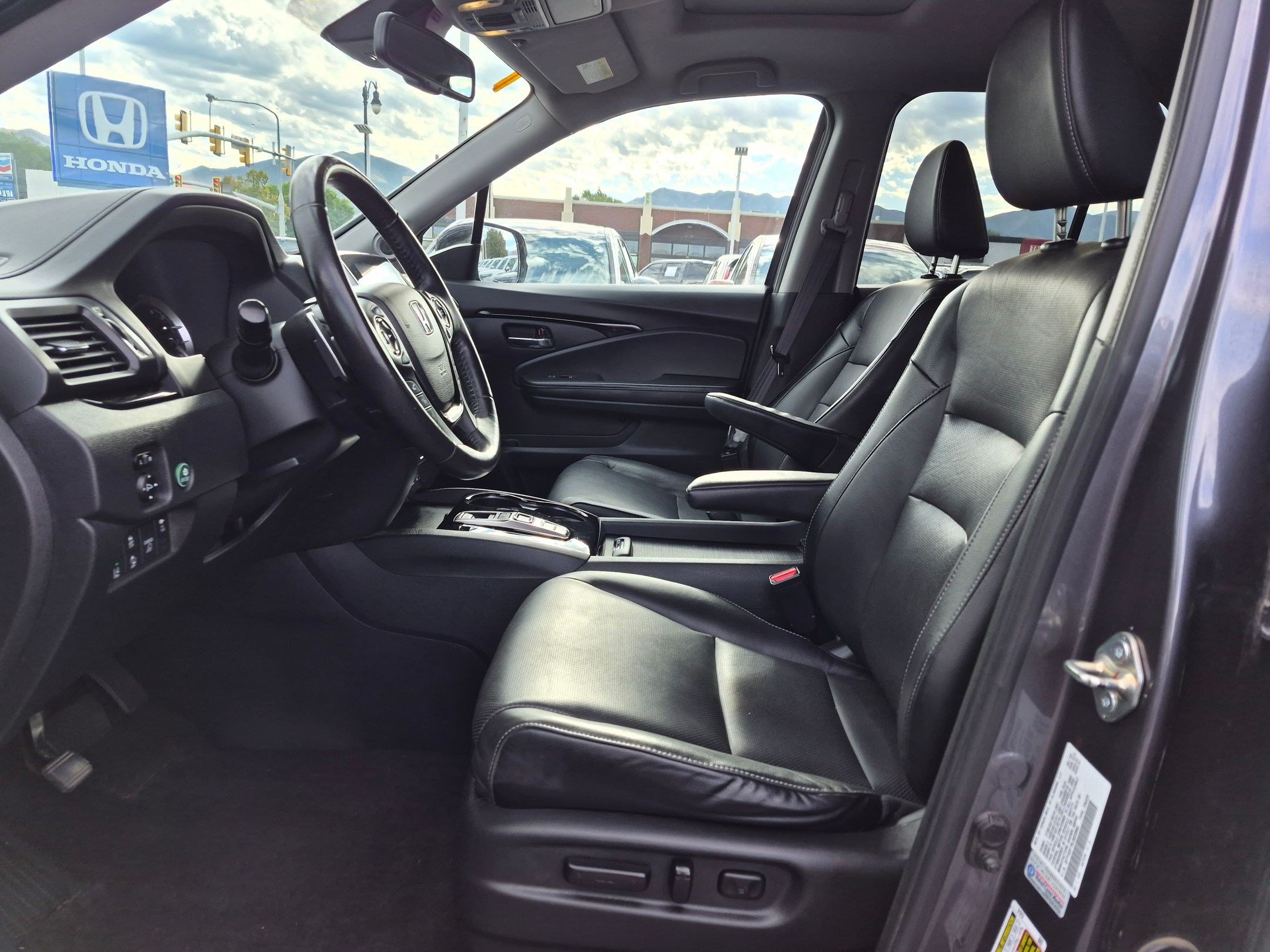 Certified 2020 Honda Ridgeline RTL-E image 17