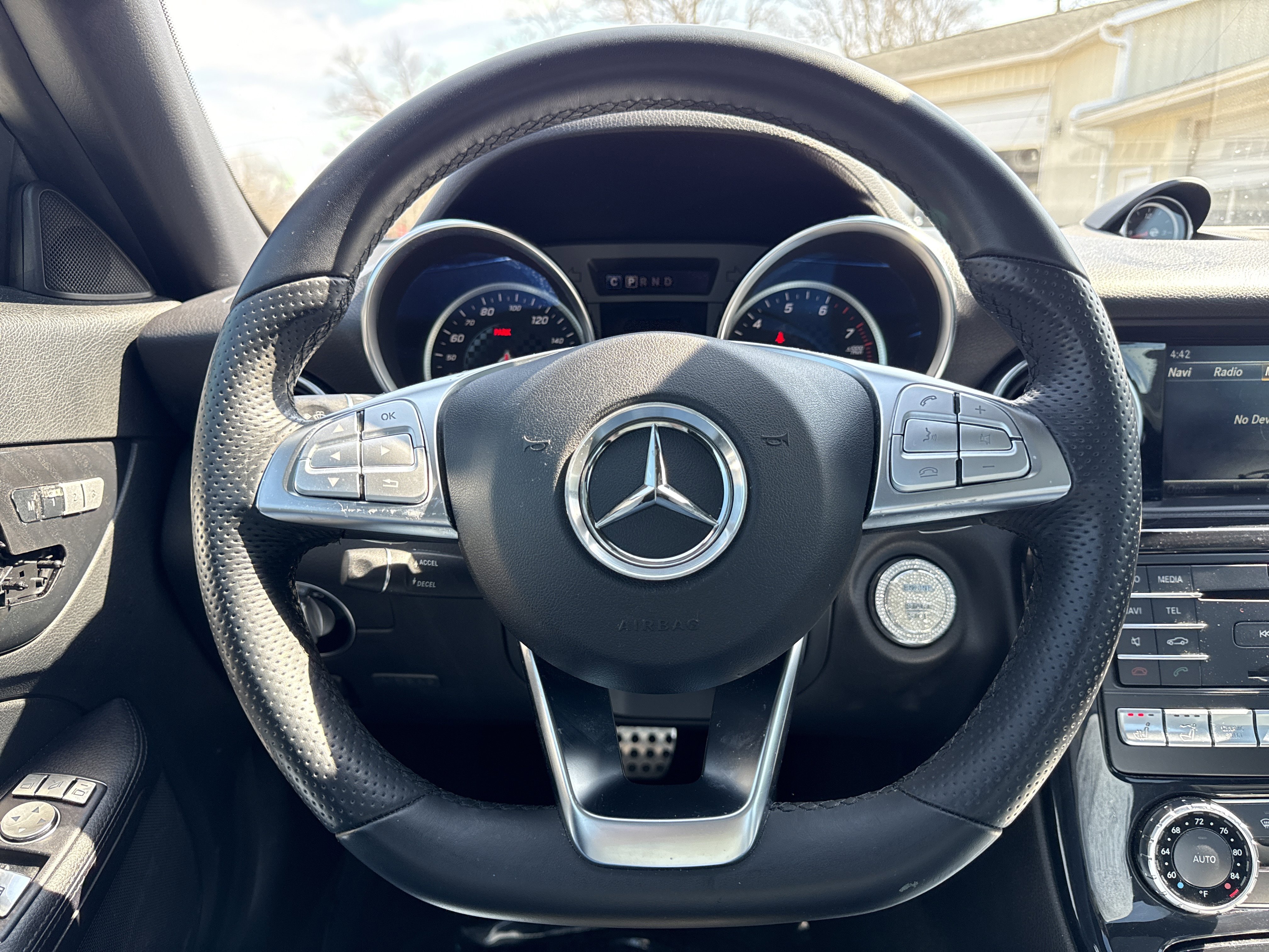 Used 2019 Mercedes-Benz SLC 300 w/ Premium Package image 26