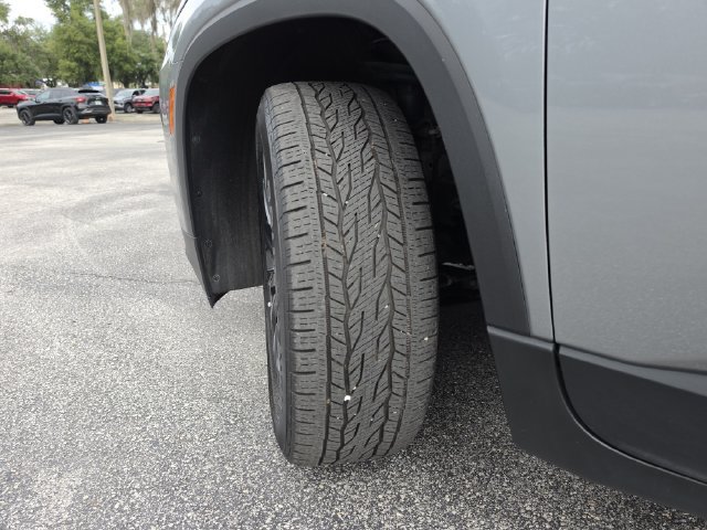 Certified 2023 Chevrolet Traverse RS FWD image 41