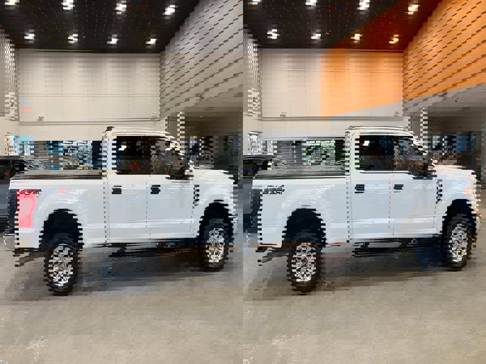 Used 2021 Ford F350 XLT w/ XLT Value Package image 4