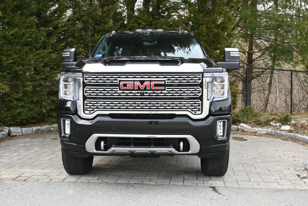 Used 2023 GMC Sierra 2500 Denali w/ Denali Black Diamond Edition image 10