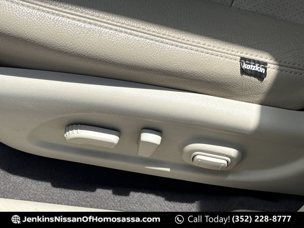 Used 2016 Nissan Murano SV FWD image 29
