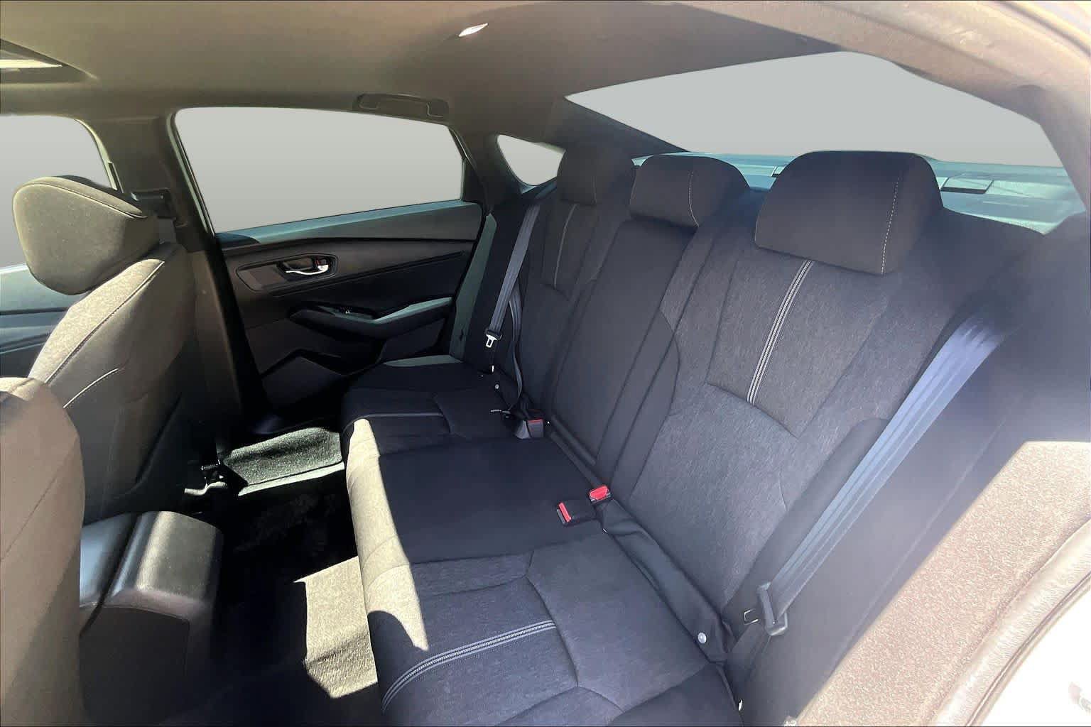 Used 2023 Honda Accord Sport image 35