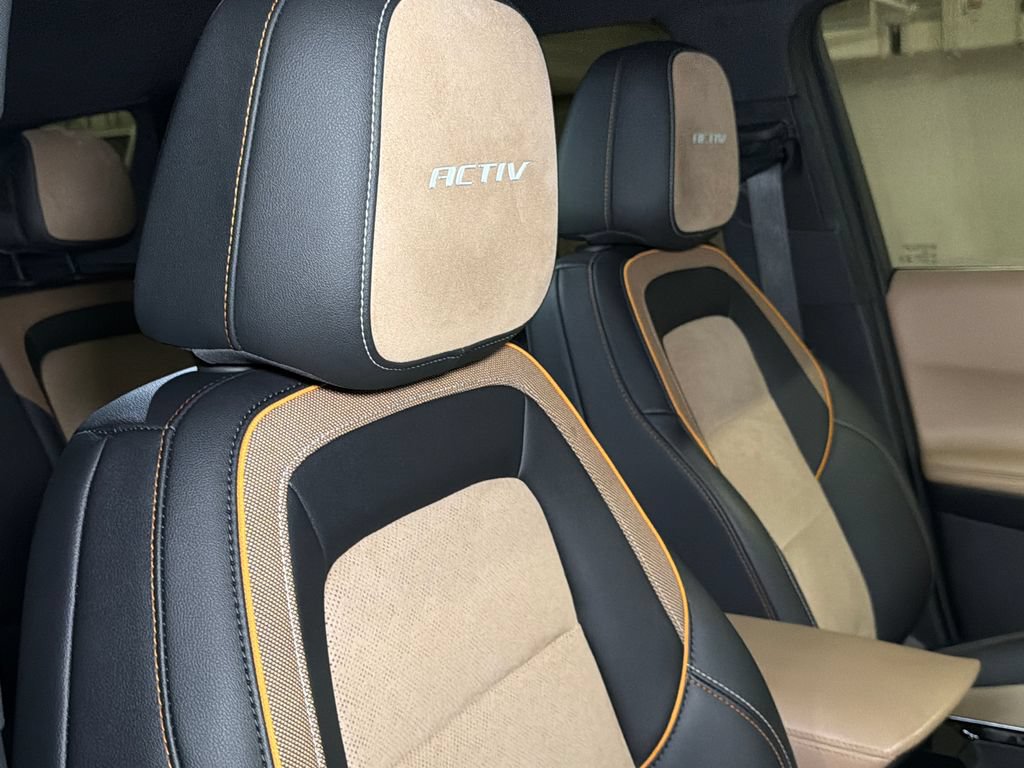Used 2025 Chevrolet Equinox ACTIV FWD image 14
