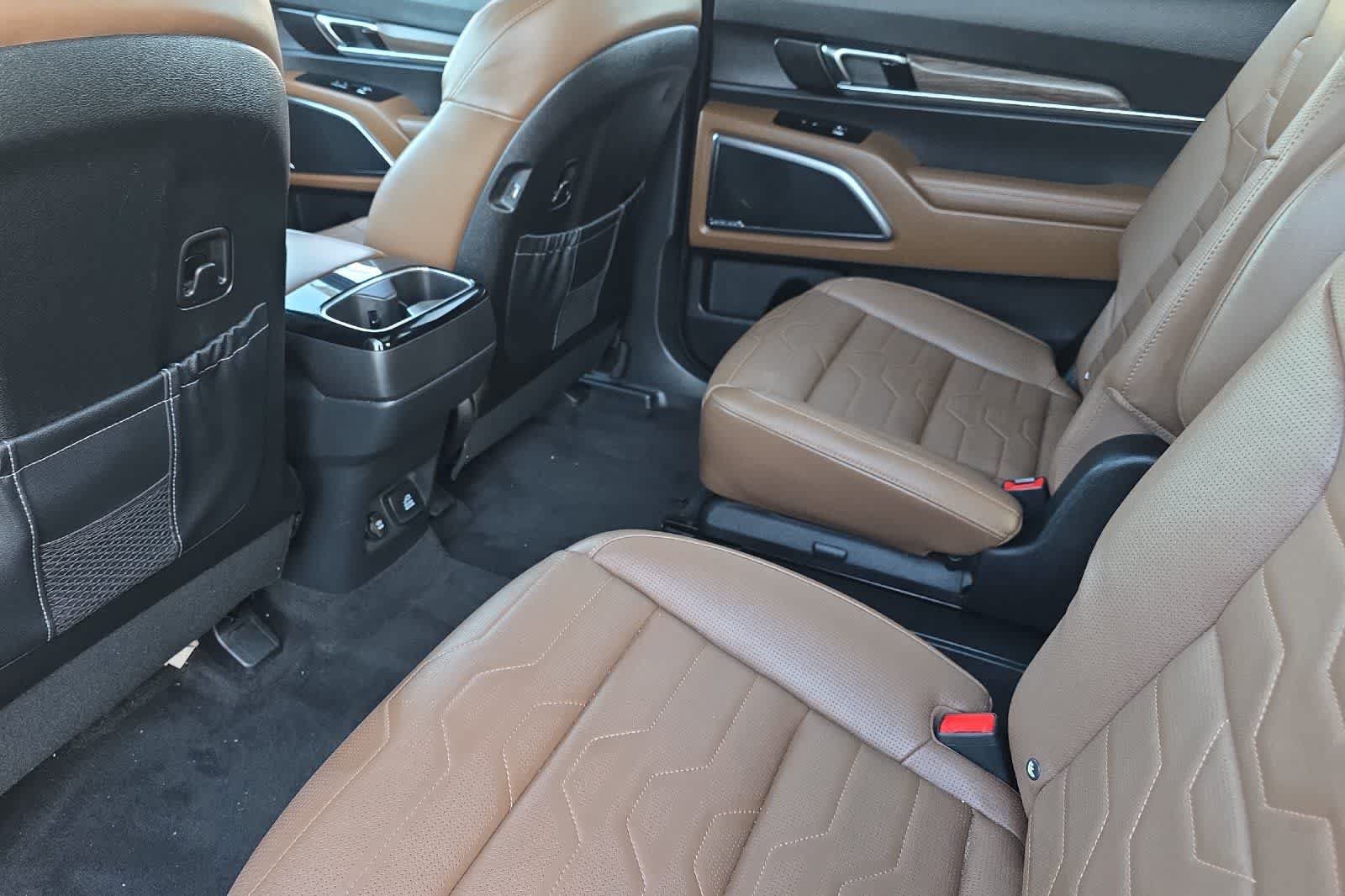 Used 2020 Kia Telluride SX w/ SX Prestige Package AWD/4WD image 5