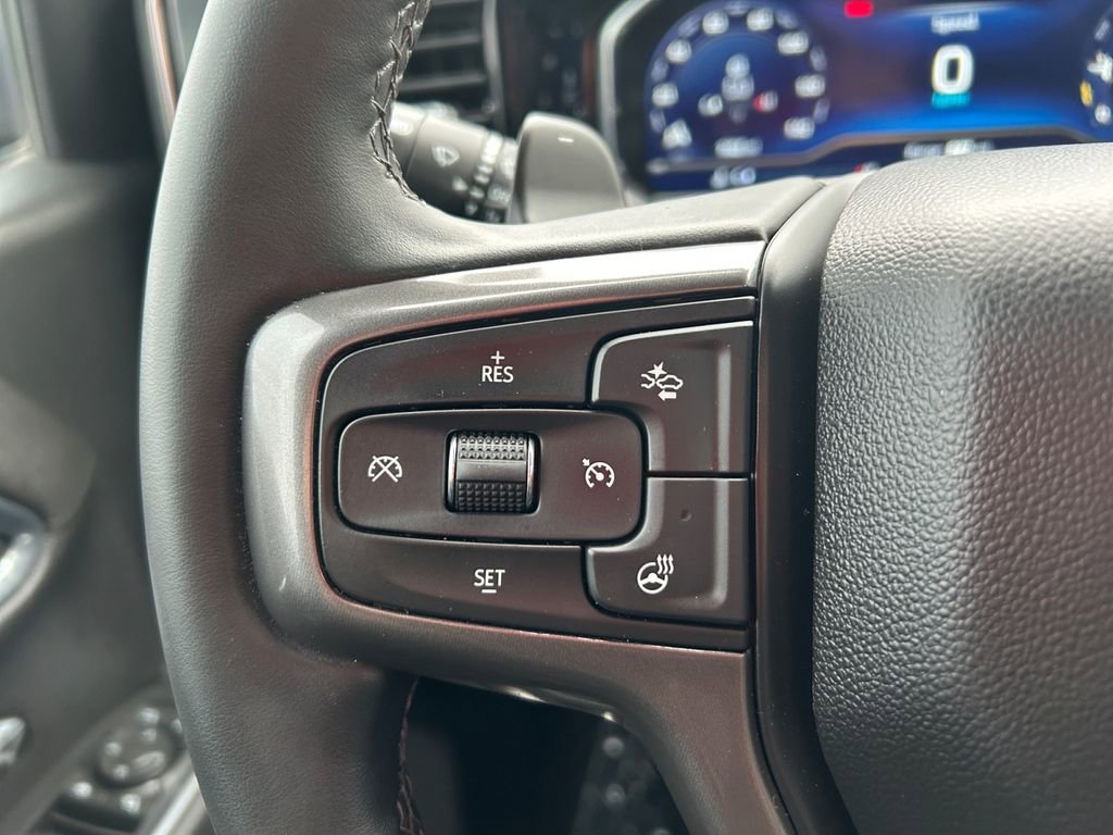 Used 2025 Chevrolet Silverado 1500 High Country image 21