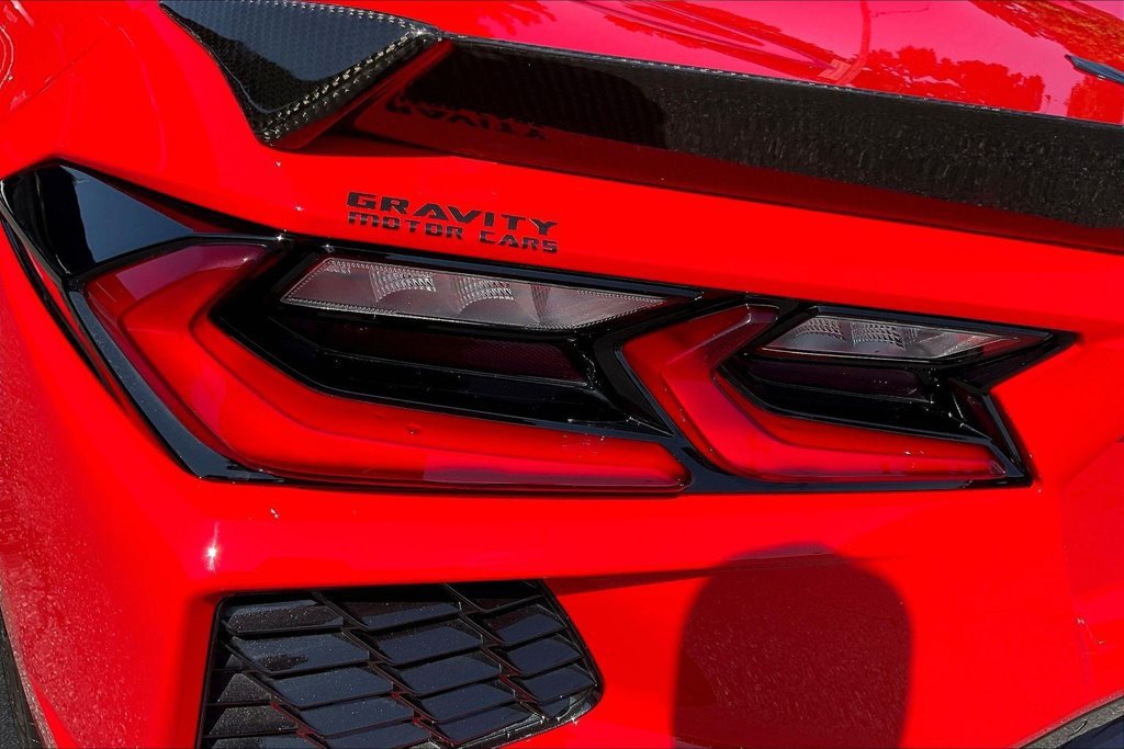 Used 2022 Chevrolet Corvette Stingray Preferred Cpe w/ Engine Appearance Package RWD image 20