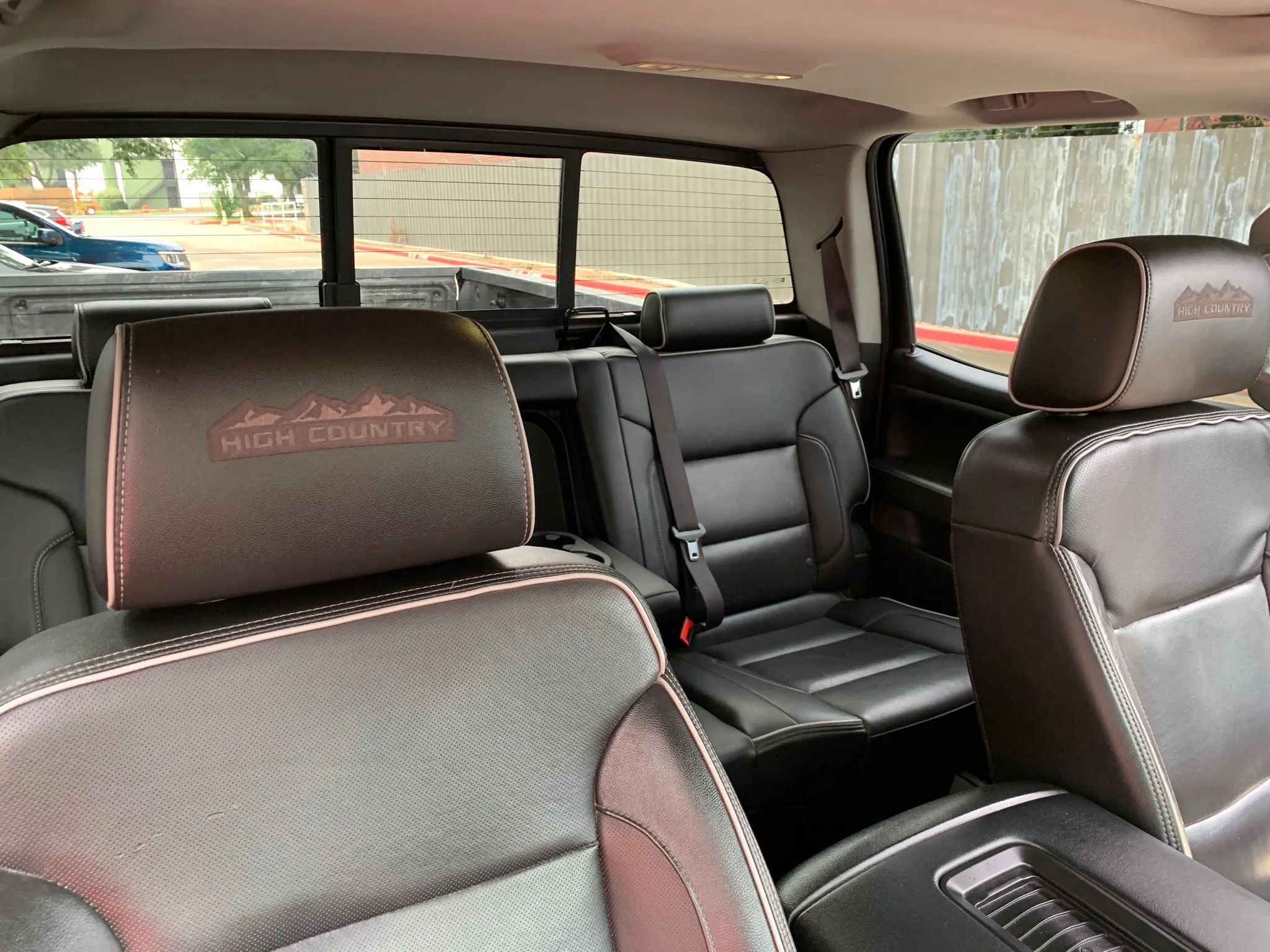 Used 2018 Chevrolet Silverado 2500 High Country w/ Duramax Plus Package image 27