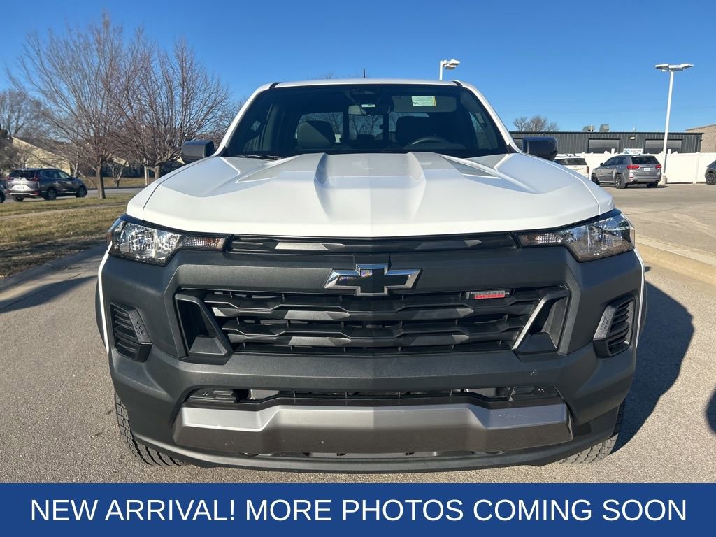 Used 2025 Chevrolet Colorado Trail Boss video 2