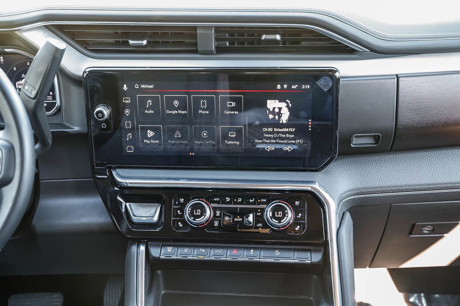 Used 2025 GMC Sierra 2500 Denali w/ Denali Reserve Package image 11