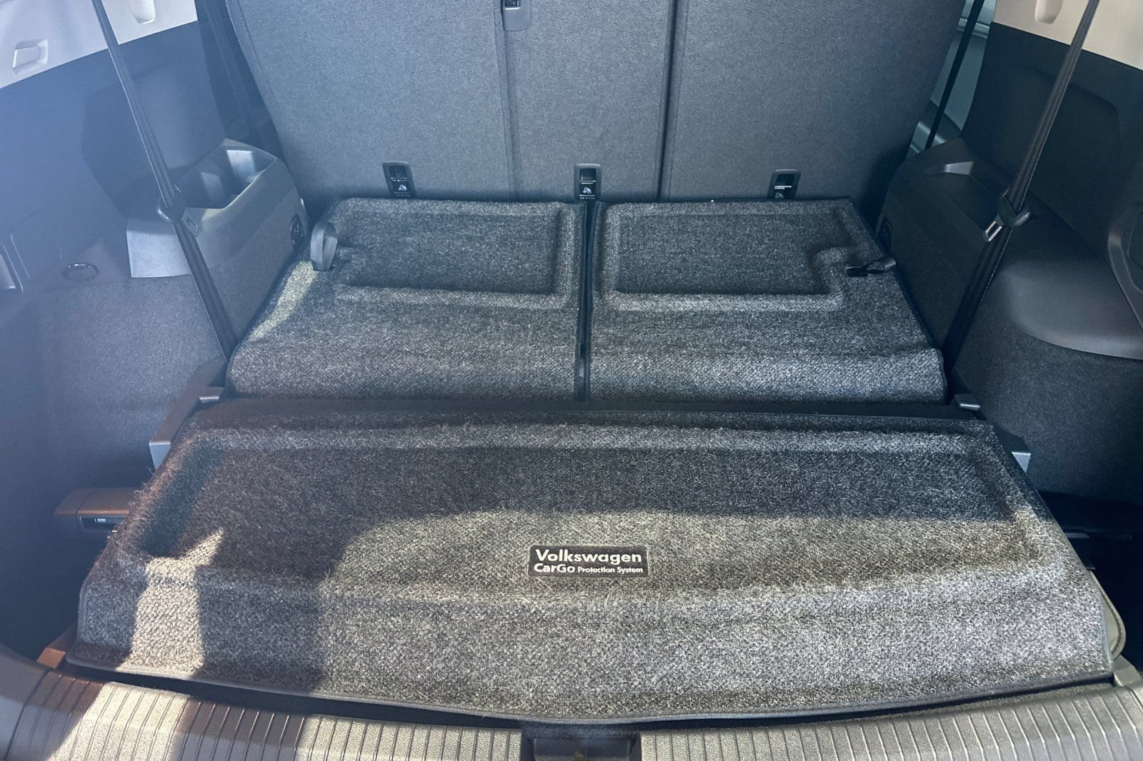 Used 2020 Volkswagen Tiguan SEL FWD image 16