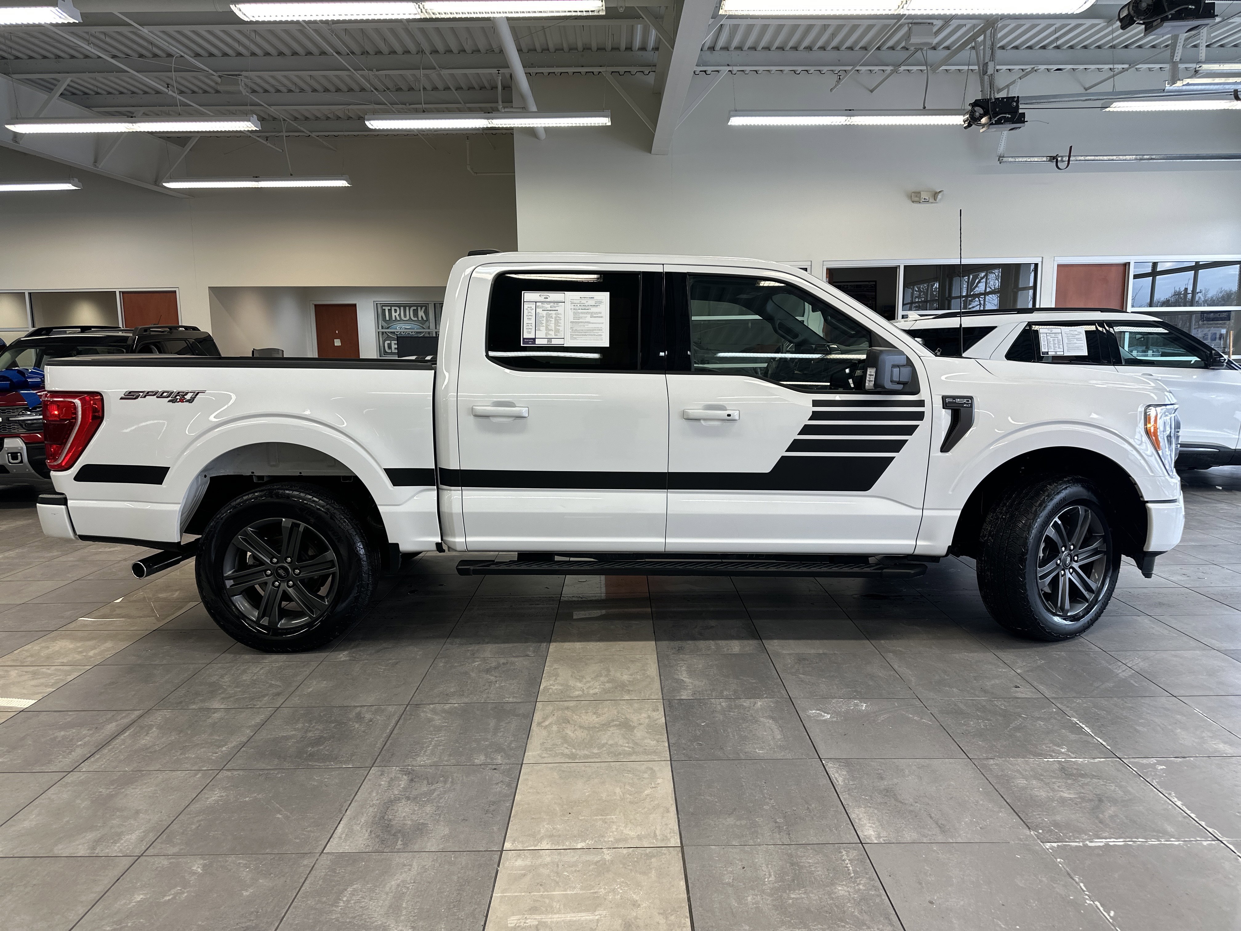 Used 2023 Ford F150 XLT w/ Equipment Group 302A High image 15