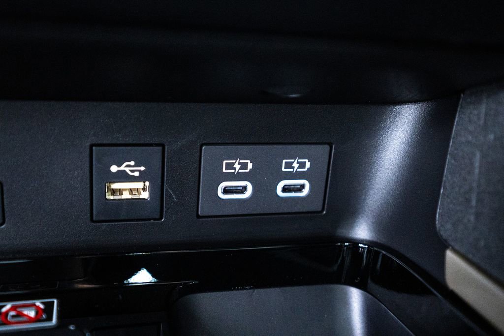 New 2026 Toyota Camry XLE FWD image 28