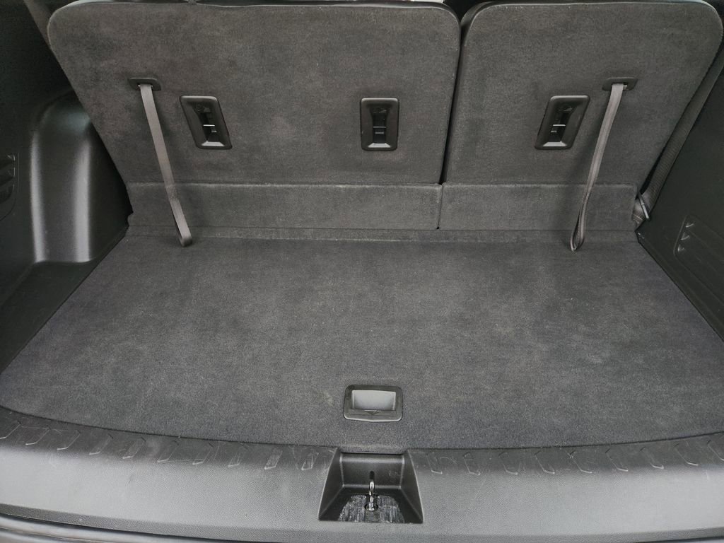 Used 2022 Chevrolet Traverse LT w/ LT Premium Package image 37