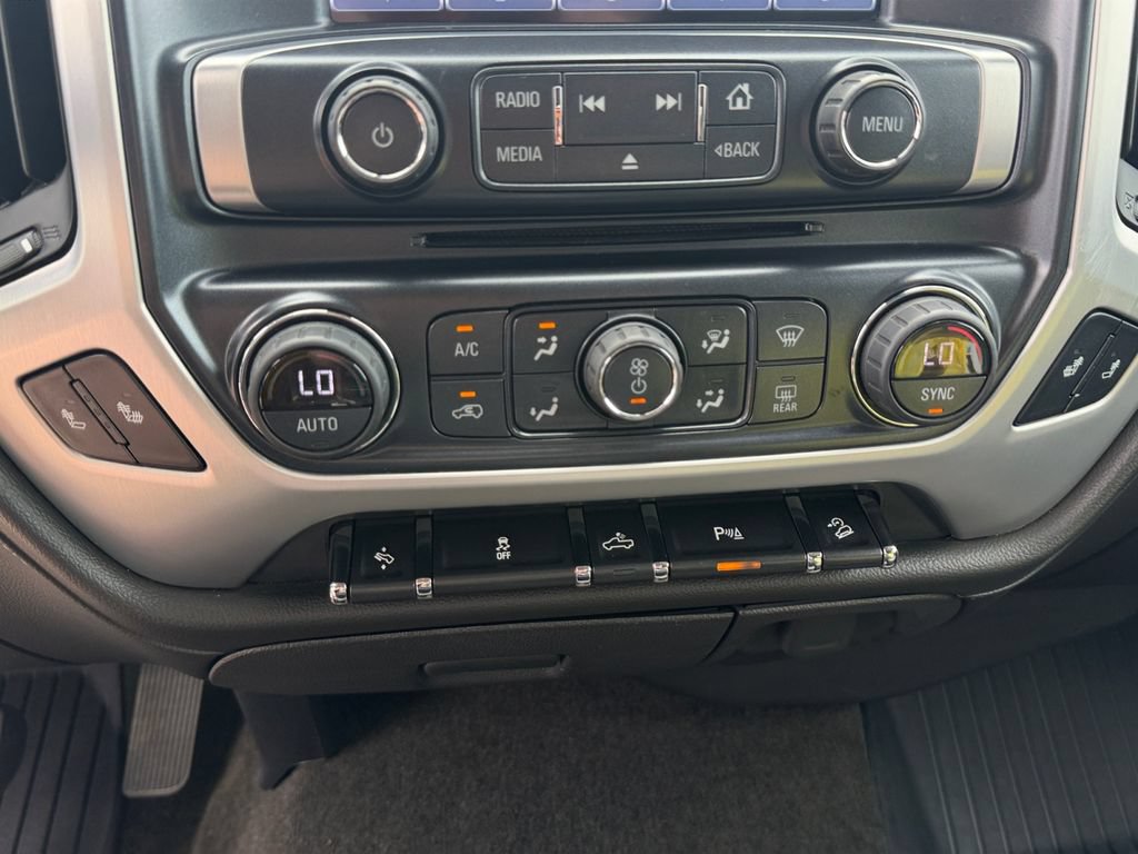 Used 2017 GMC Sierra 1500 SLT w/ SLT Premium Package AWD/4WD image 28