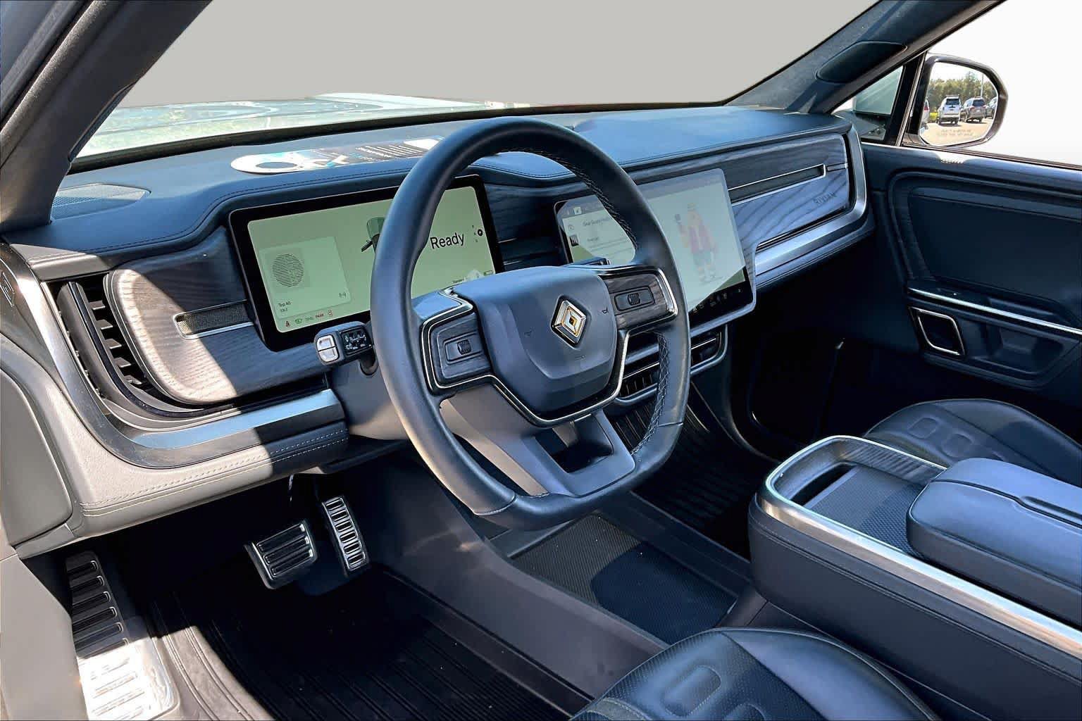 Used 2023 Rivian R1S Adventure AWD/4WD image 17