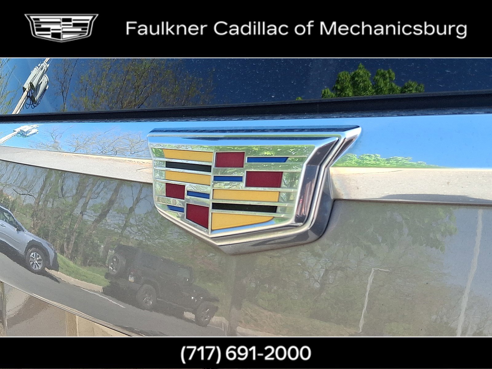 Used 2018 Cadillac Escalade Luxury AWD/4WD image 30