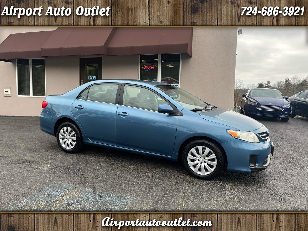 Used 2013 Toyota Corolla LE FWD image 1