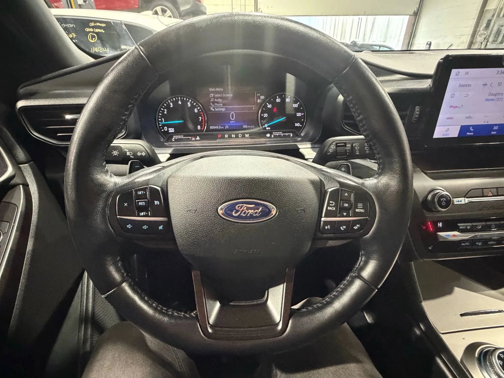 Used 2020 Ford Explorer XLT w/ Comfort Package image 12