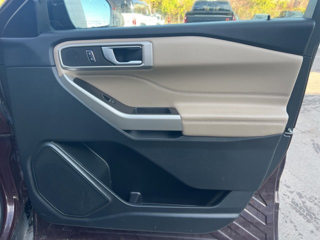 Certified 2023 Ford Explorer XLT w/ Equipment Group 202A image 10