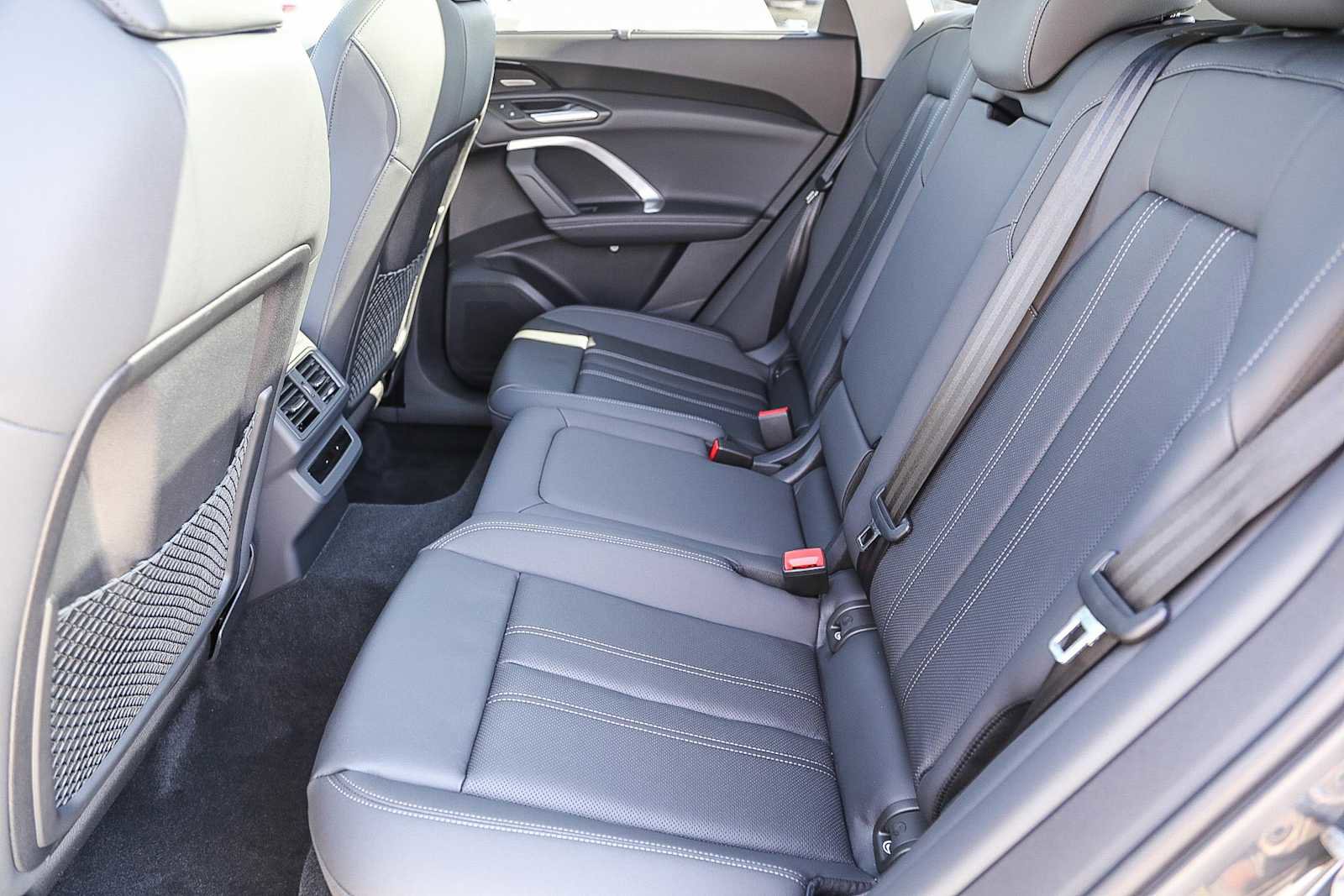Used 2025 Audi Q5 Premium w/ Premium Plus AWD/4WD image 18