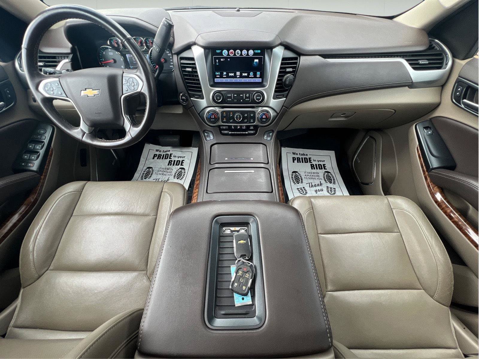 Used 2020 Chevrolet Tahoe Premier RWD image 2