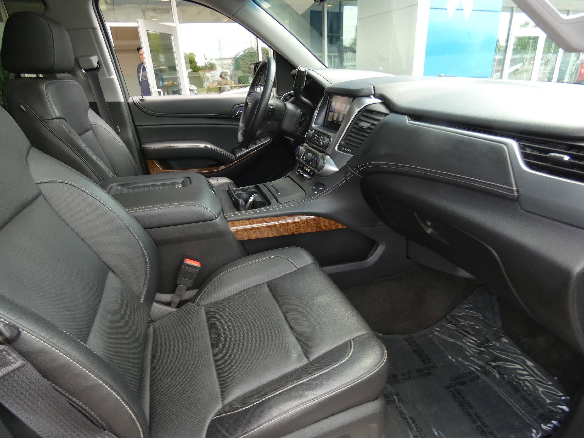 Used 2016 Chevrolet Suburban LTZ AWD/4WD image 19